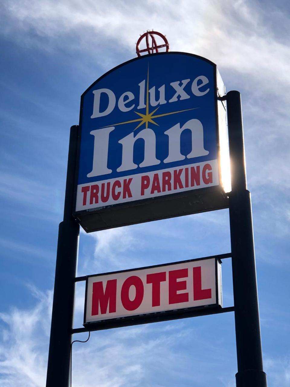 Deluxe Inn Motel Sparks Luaran gambar